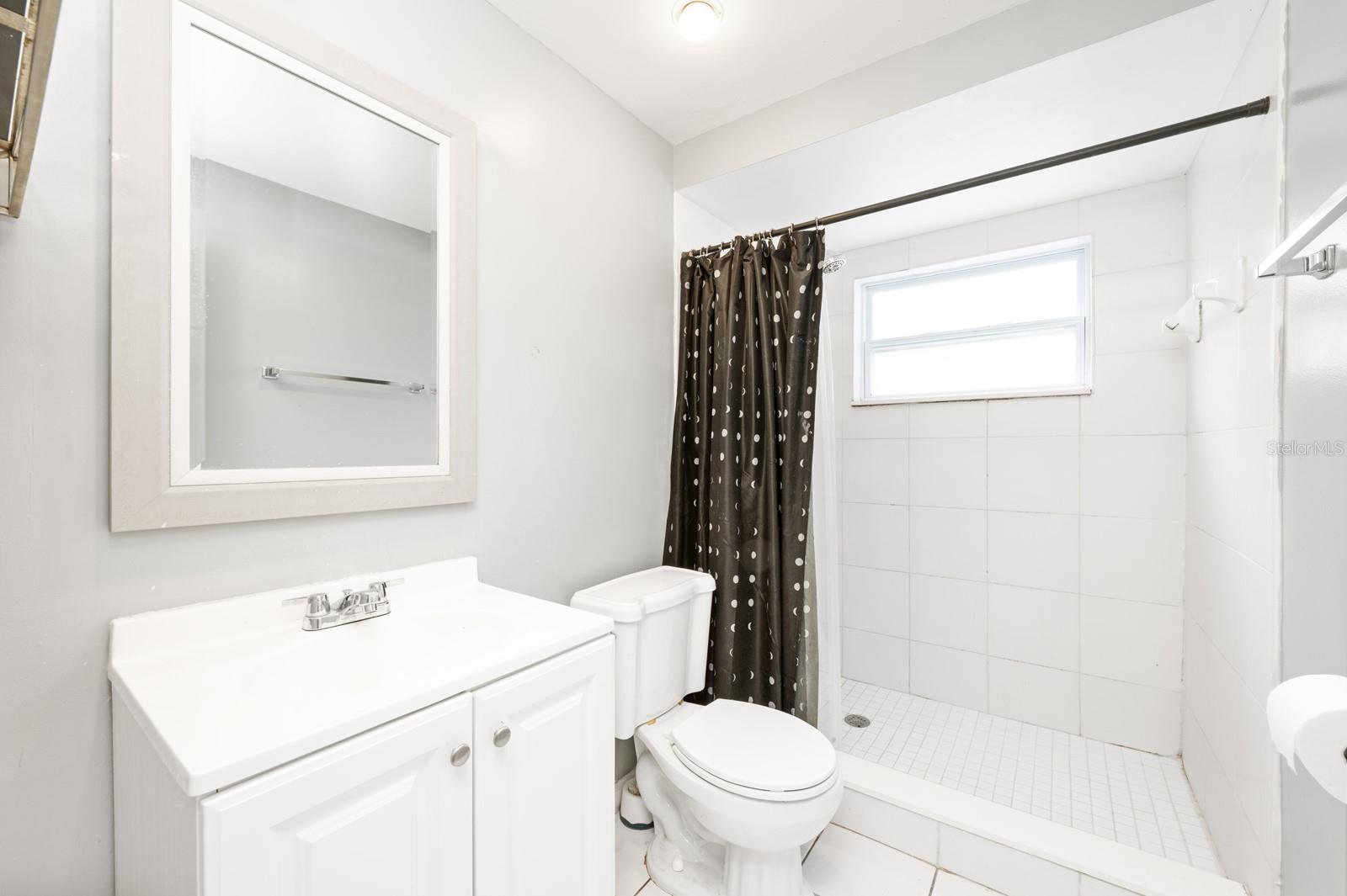 Image 16 of 25 For 504 Teakwood Drive