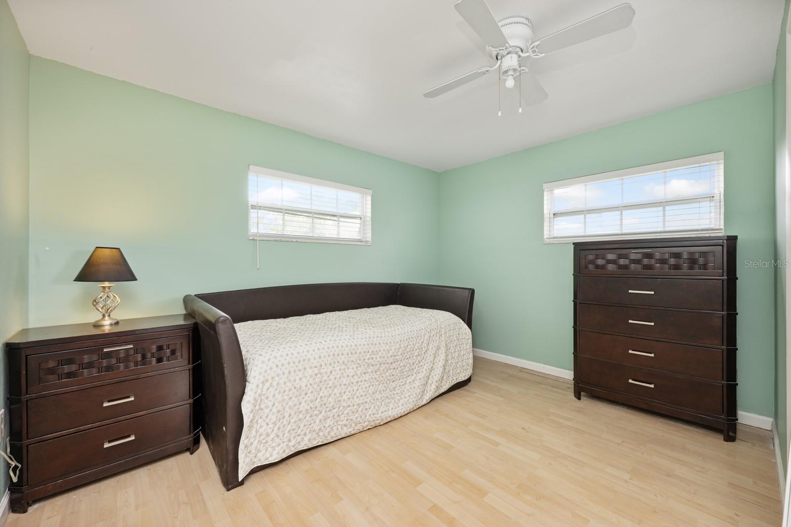 Image 17 of 25 For 504 Teakwood Drive
