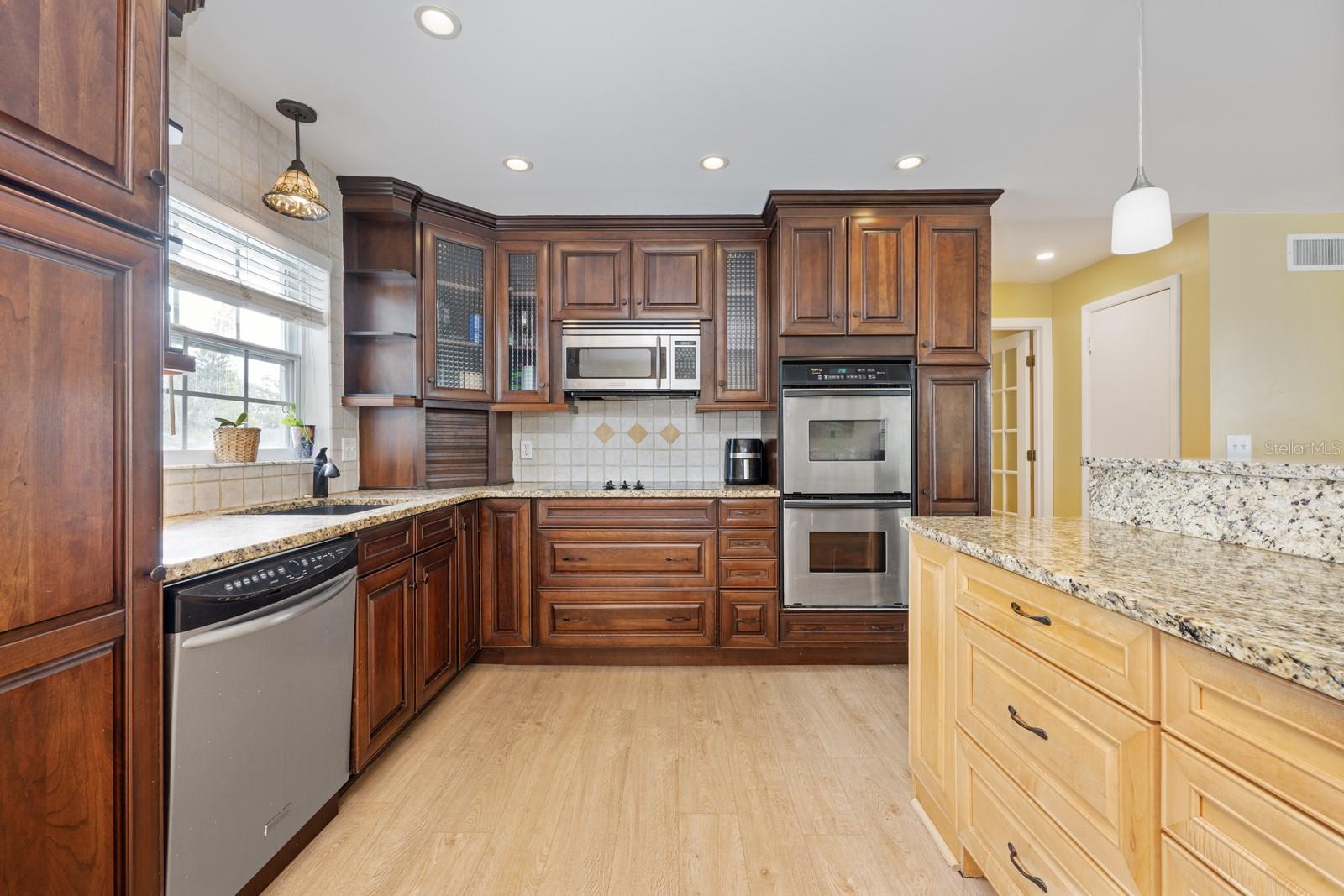 Image 3 of 25 For 504 Teakwood Drive