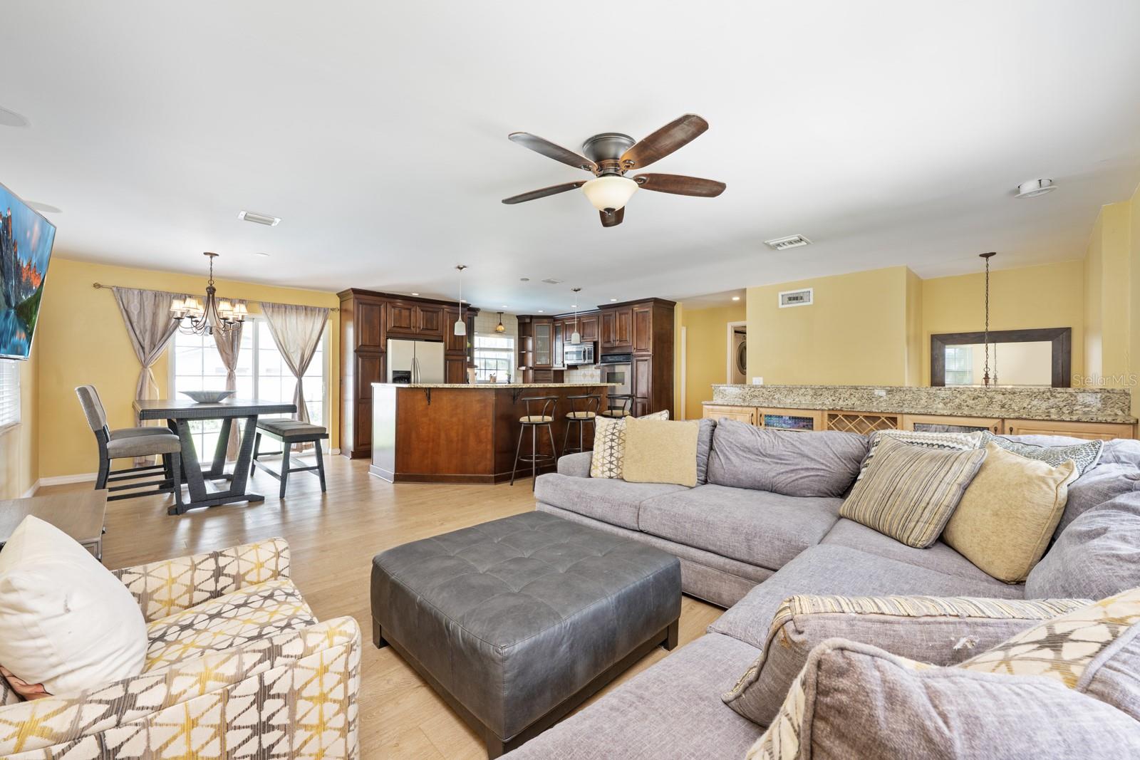 Image 6 of 25 For 504 Teakwood Drive
