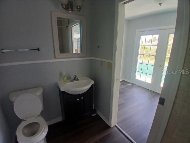 Image 11 of 33 For 839 Conreid Drive Ne