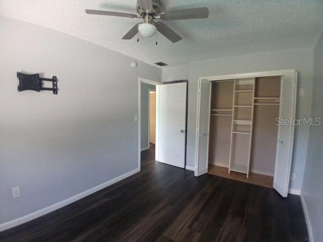 Image 18 of 33 For 839 Conreid Drive Ne