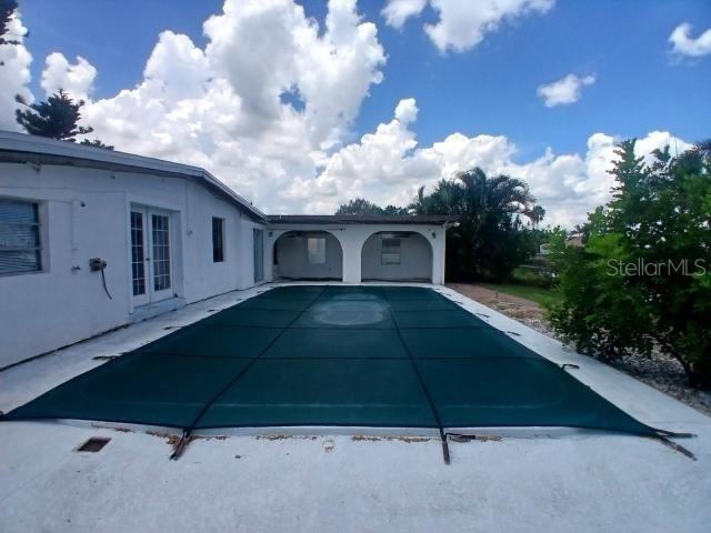 Image 29 of 33 For 839 Conreid Drive Ne