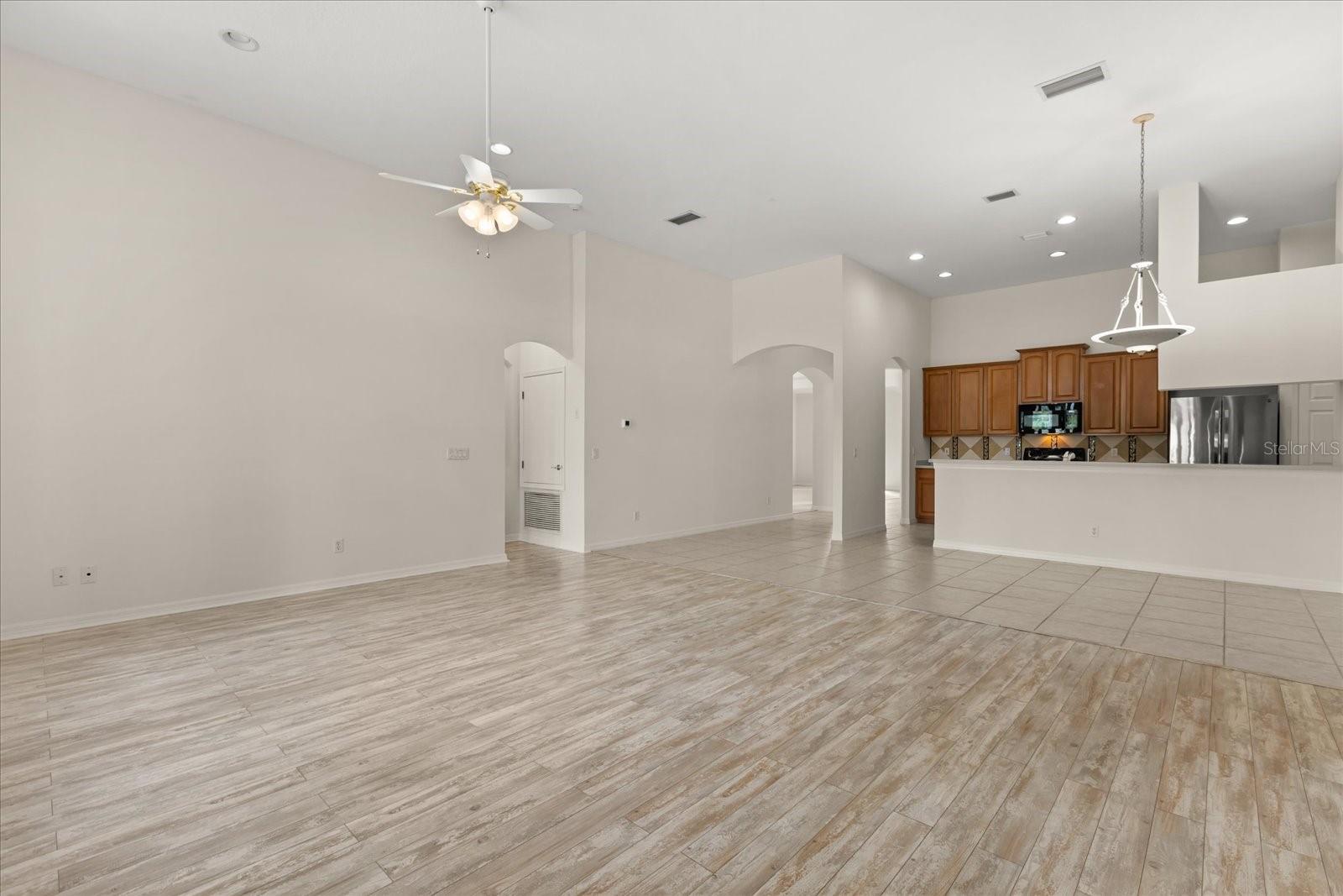 Image 10 of 39 For 1230 Chantry Place