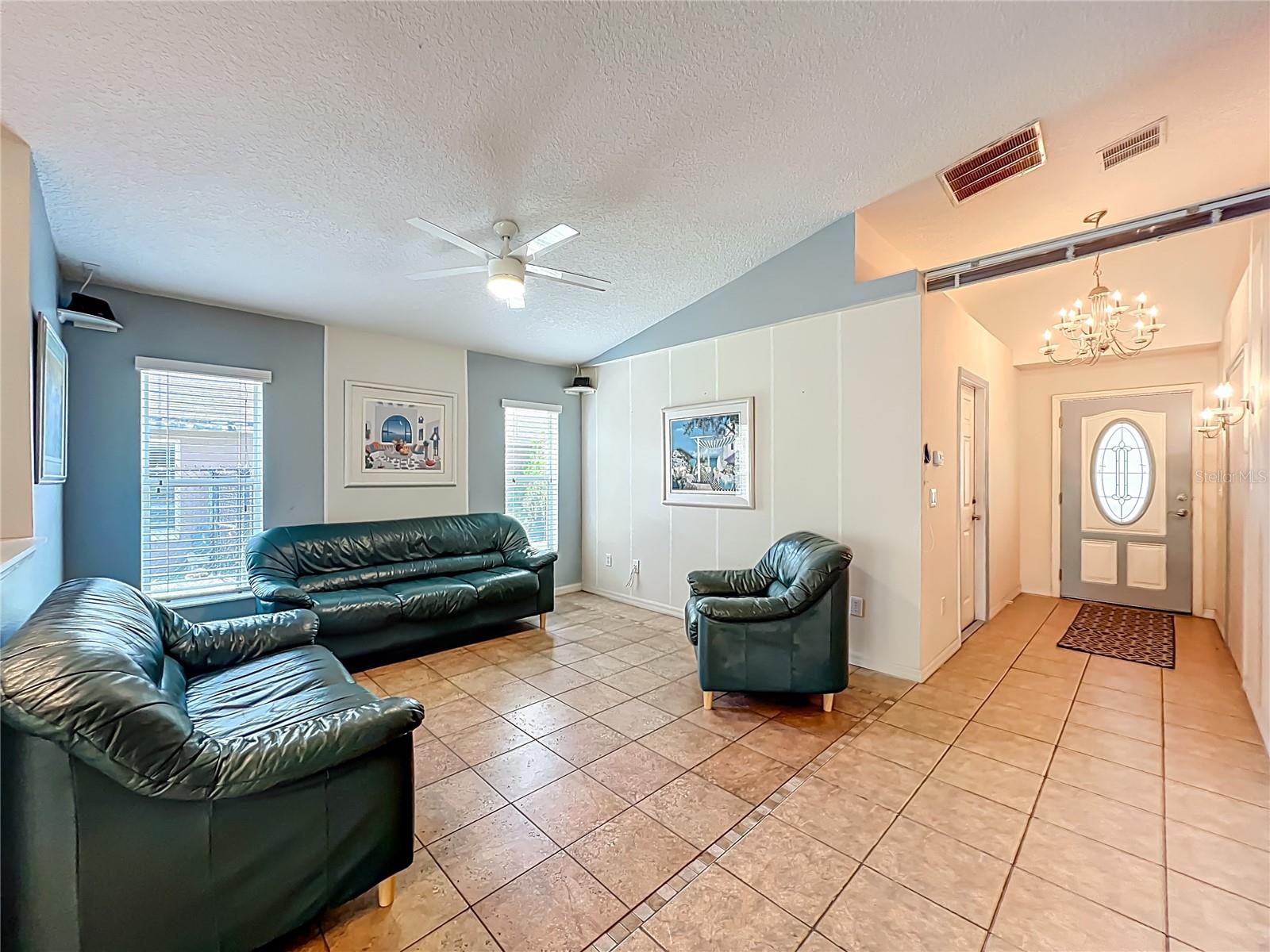 Image 20 of 62 For 531 1st Avenue