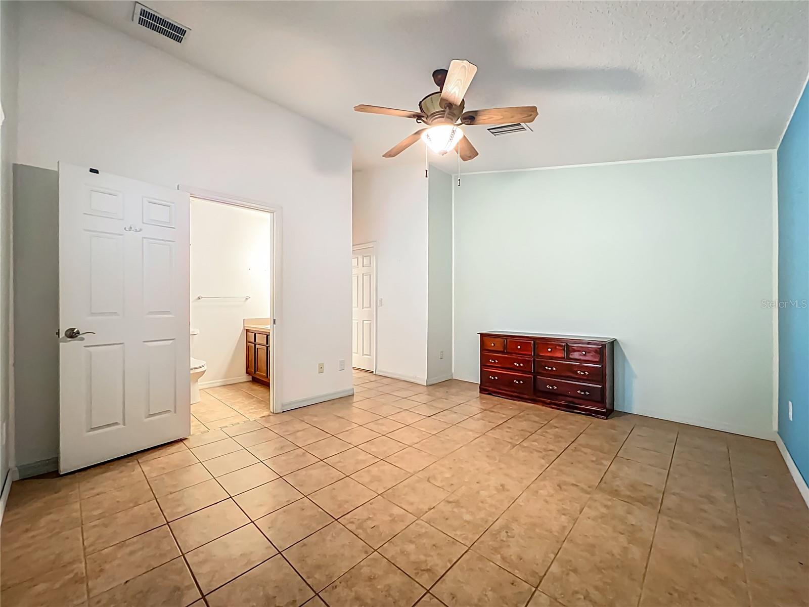 Image 34 of 62 For 531 1st Avenue
