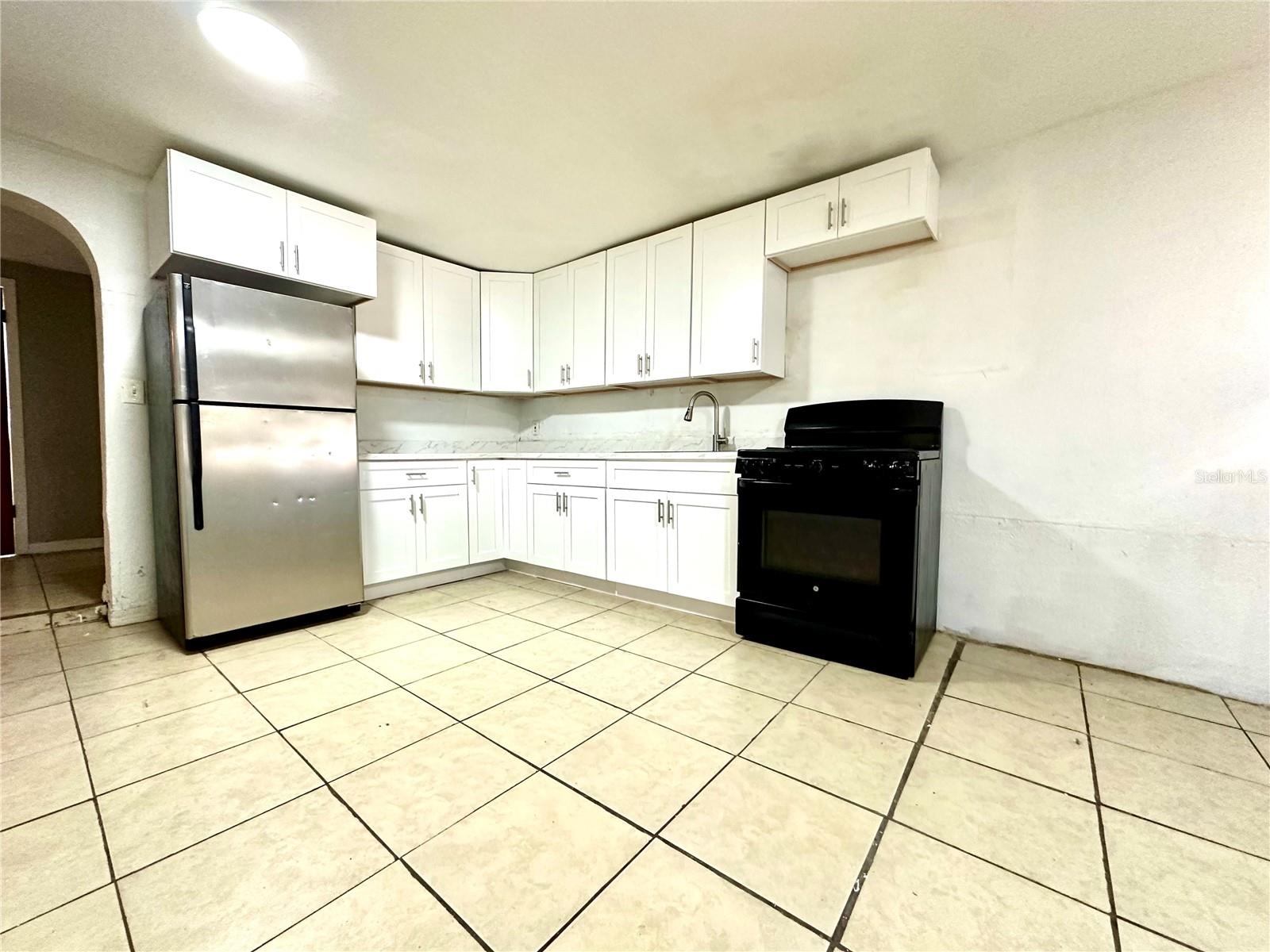 Image 6 of 14 For 222 Haynes Street