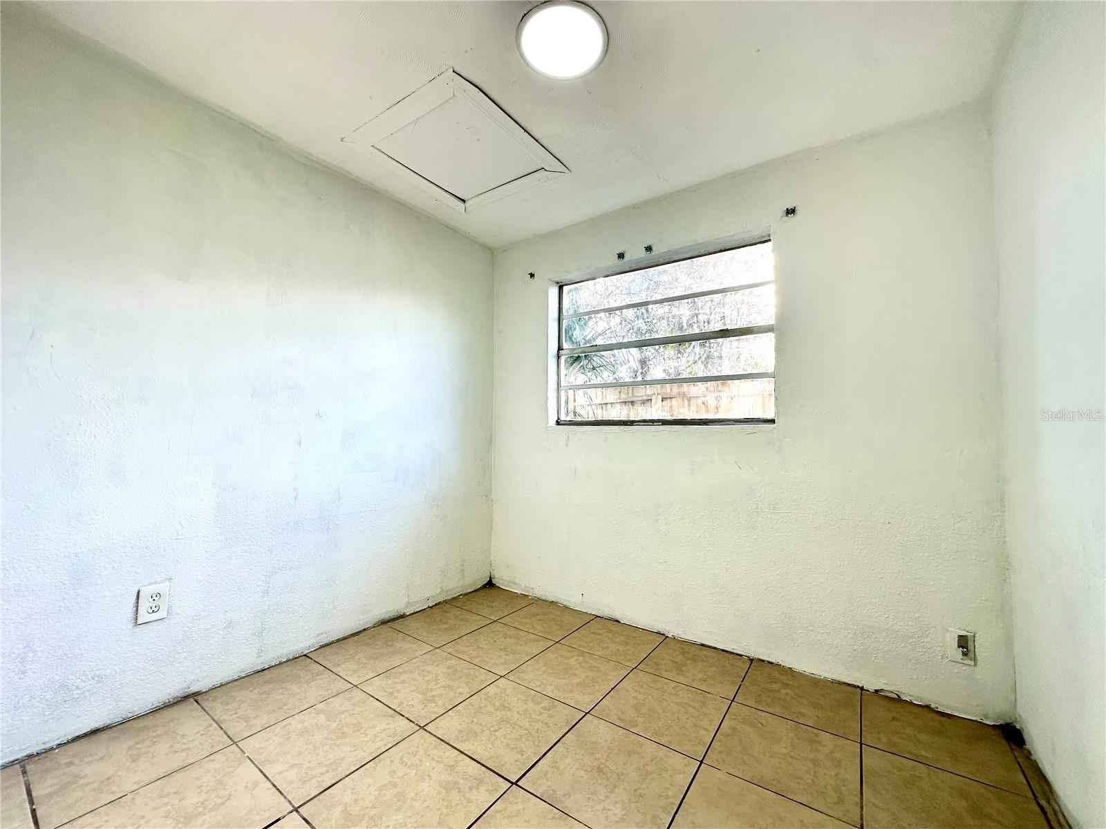 Image 9 of 14 For 222 Haynes Street