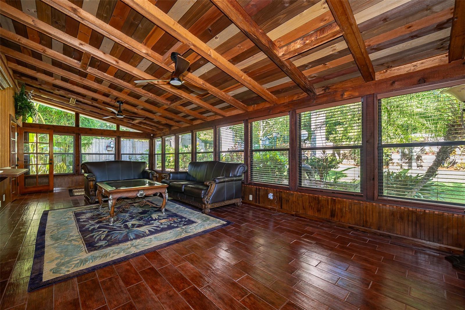 Image 14 of 36 For 821 Sheoah Circle