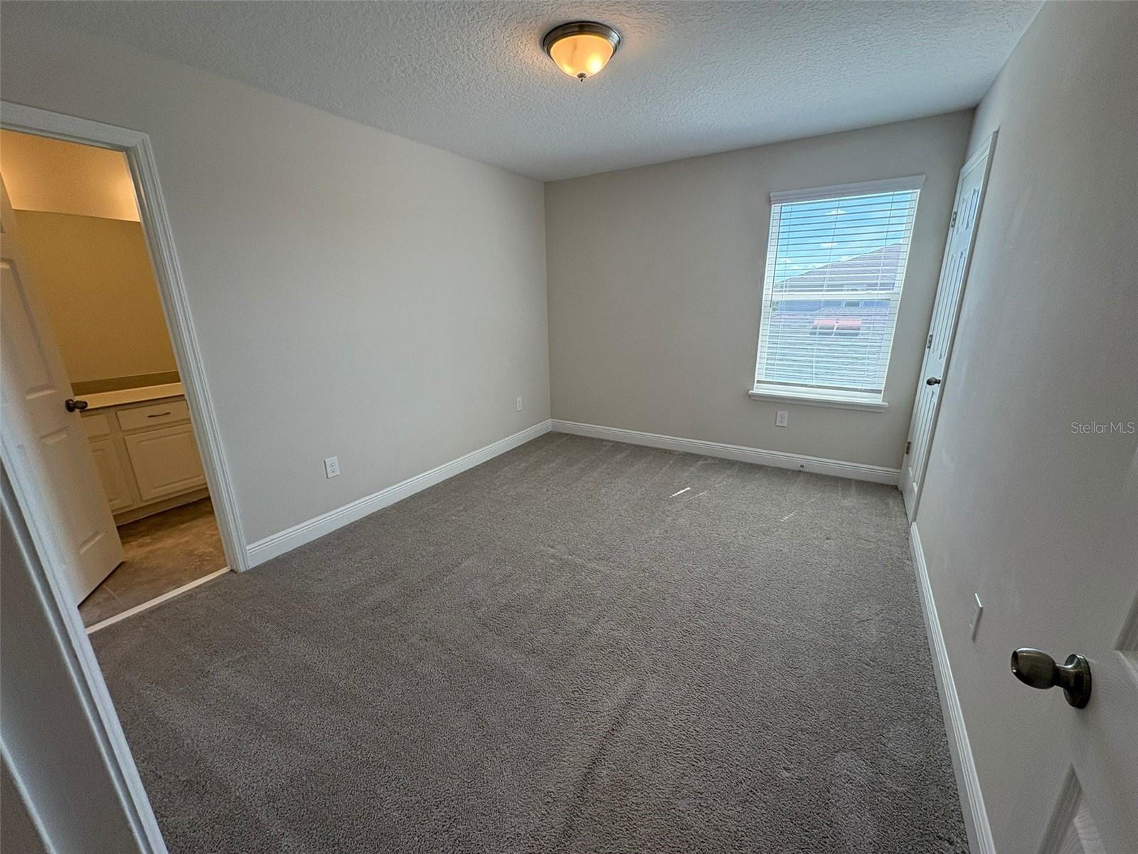 Image 23 of 47 For 15833 Marina Bay Dr