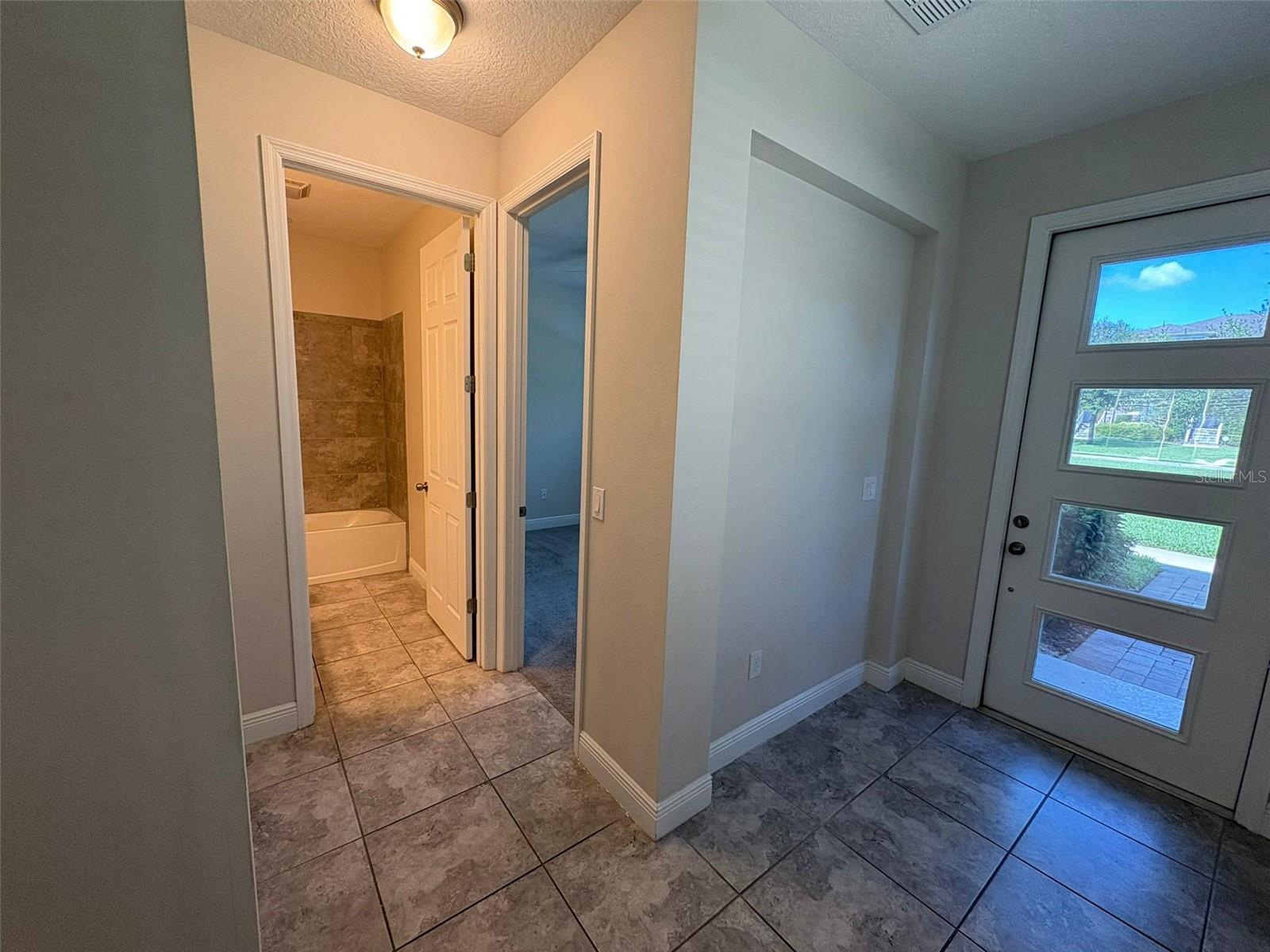 Image 4 of 47 For 15833 Marina Bay Dr