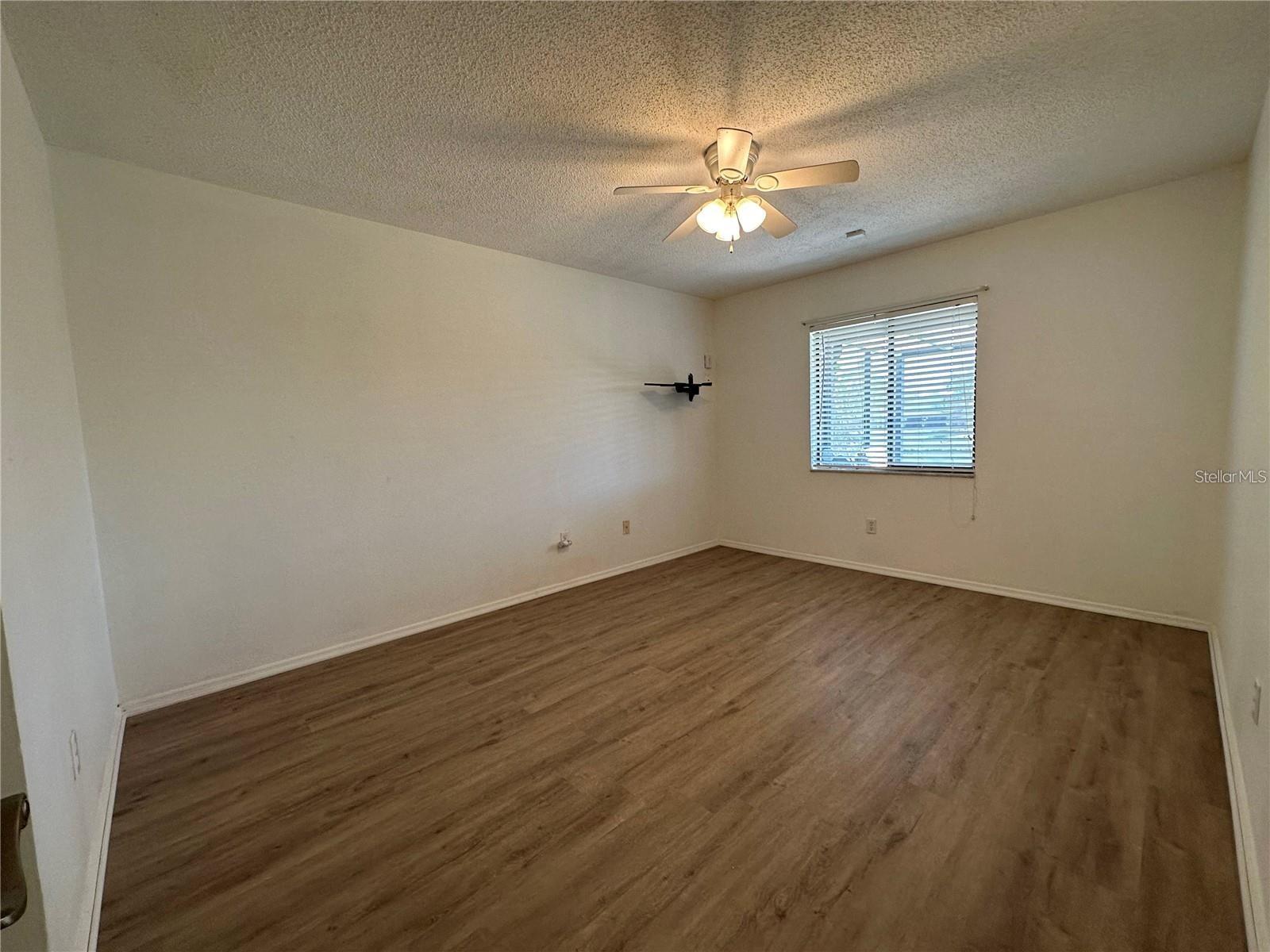Image 7 of 17 For 2647 Horseshoe Bay Drive