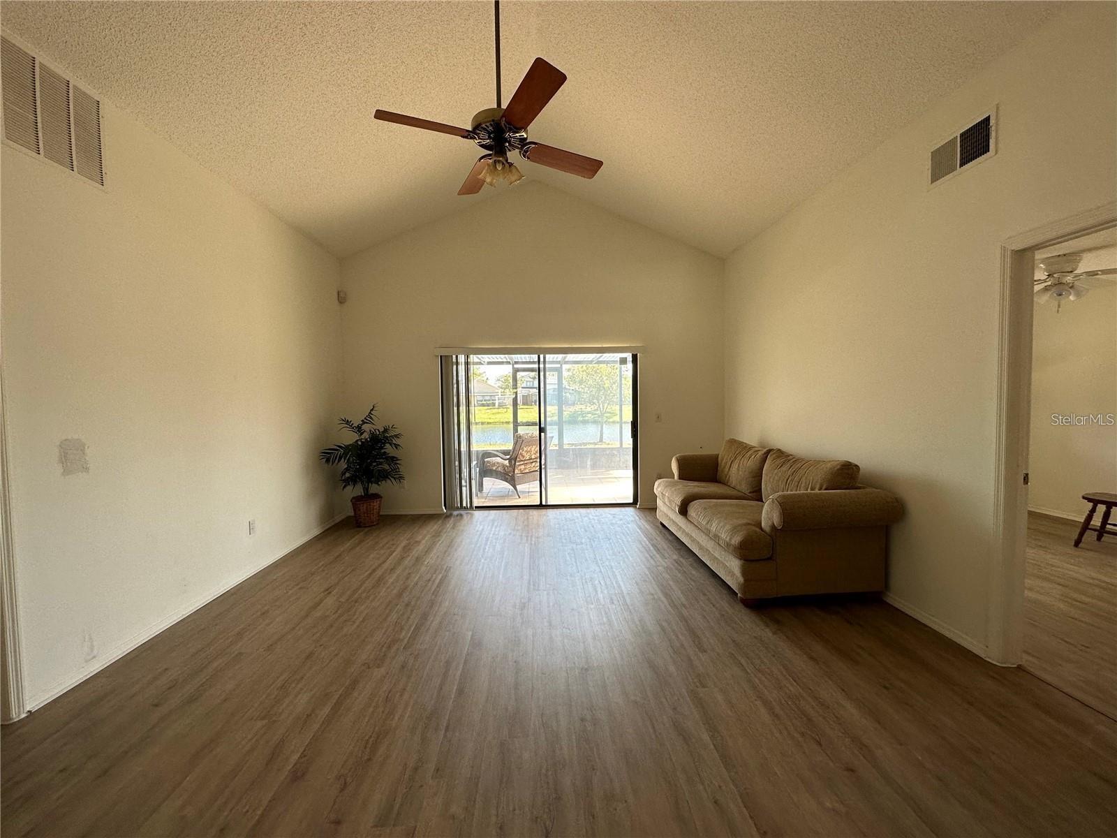 Image 8 of 17 For 2647 Horseshoe Bay Drive