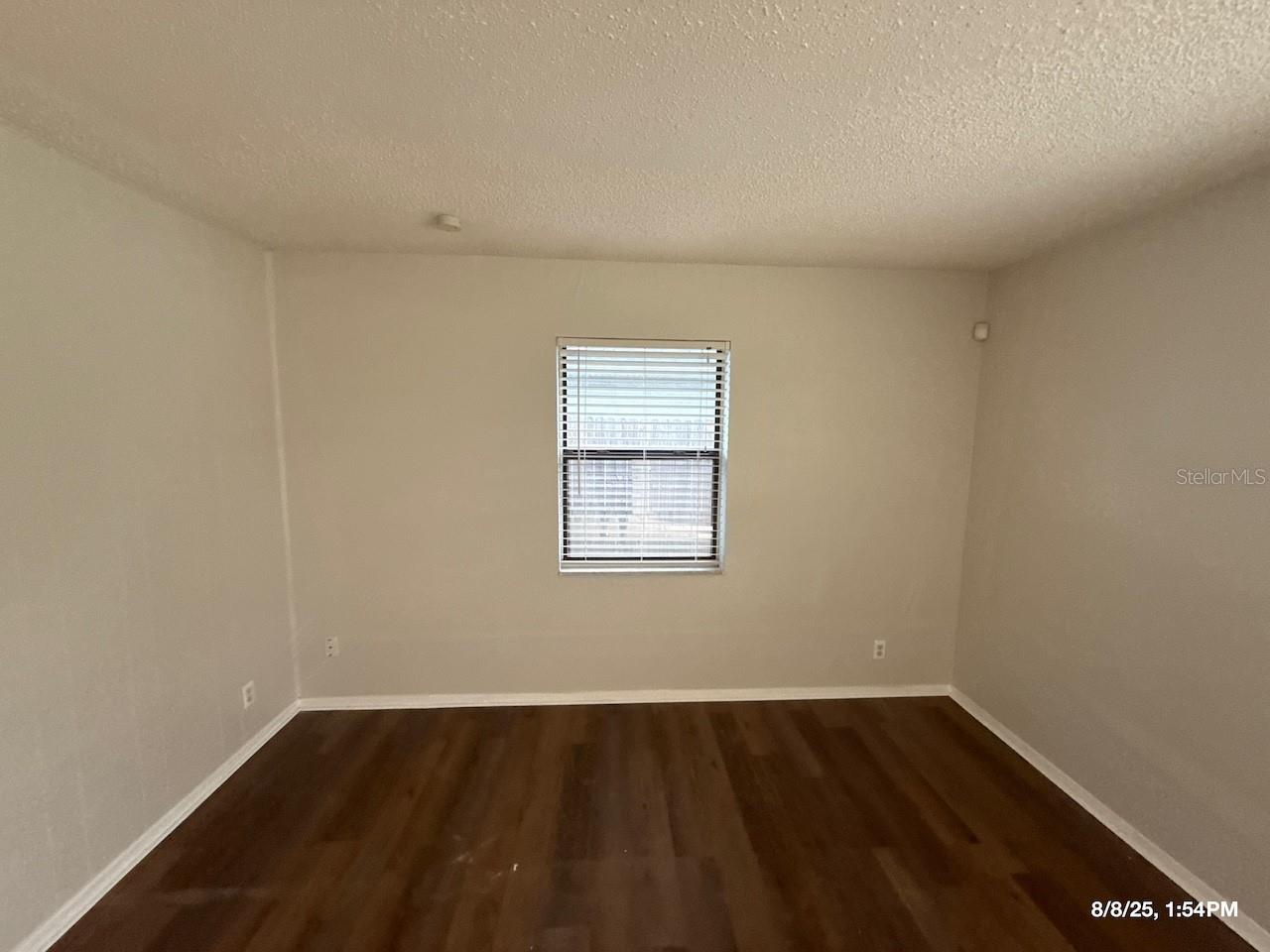 Image 9 of 14 For 4058 Minoso Street