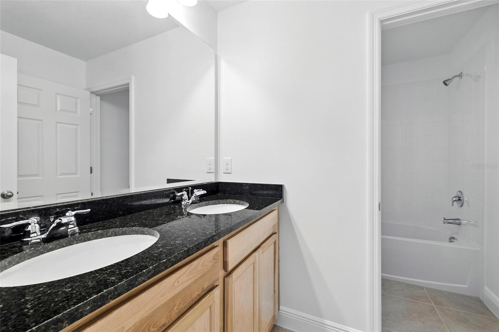 Image 10 of 21 For 5843 Sierra Crown Street