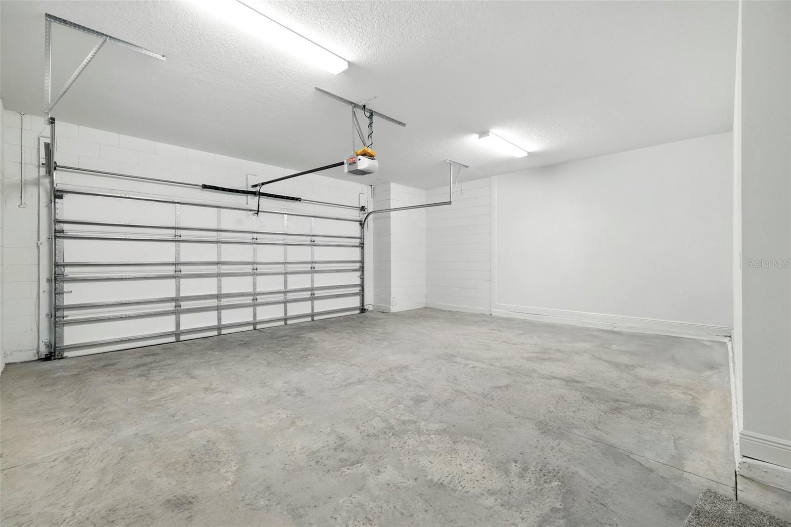 Image 17 of 21 For 5843 Sierra Crown Street
