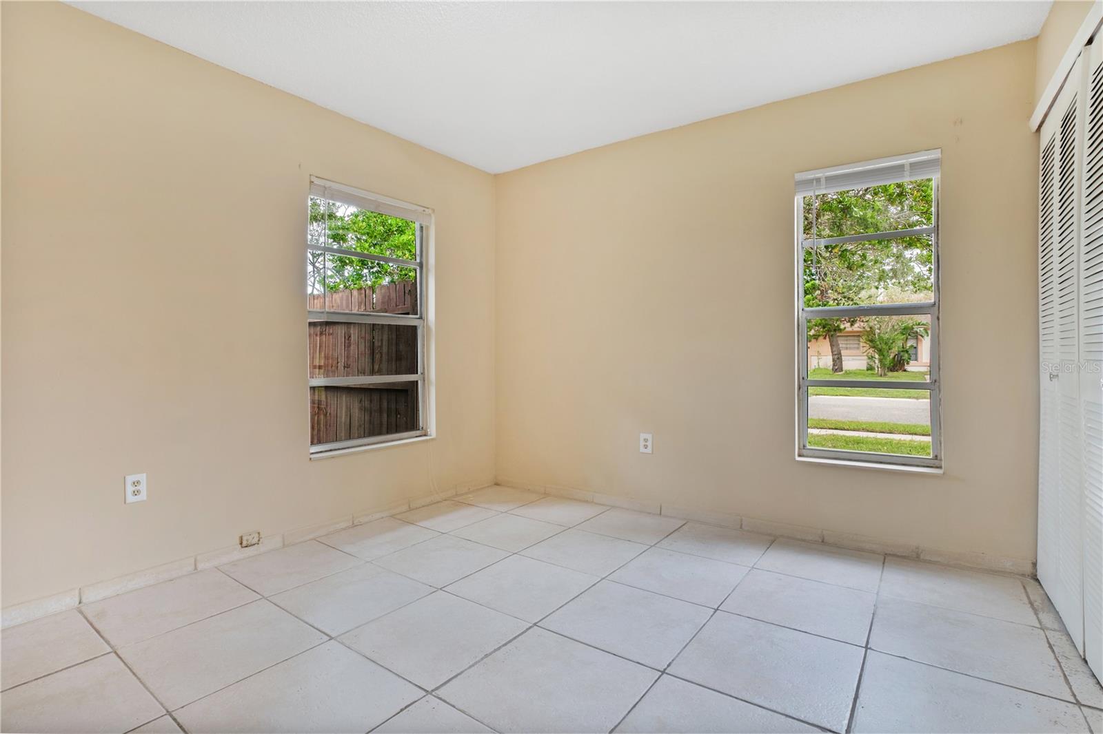 Image 10 of 17 For 3121 Yorych Lane