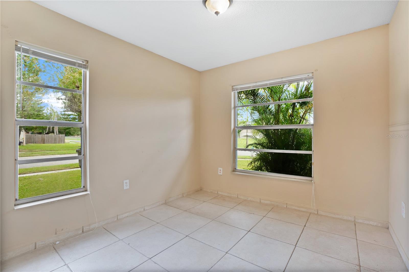 Image 14 of 17 For 3121 Yorych Lane