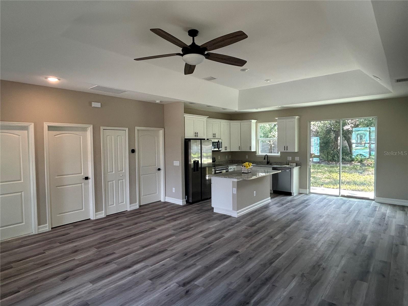 Image 4 of 25 For 1261 10th Street