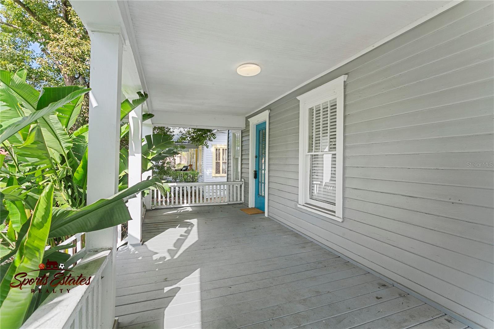 Image 2 of 14 For 627 Hyer Avenue