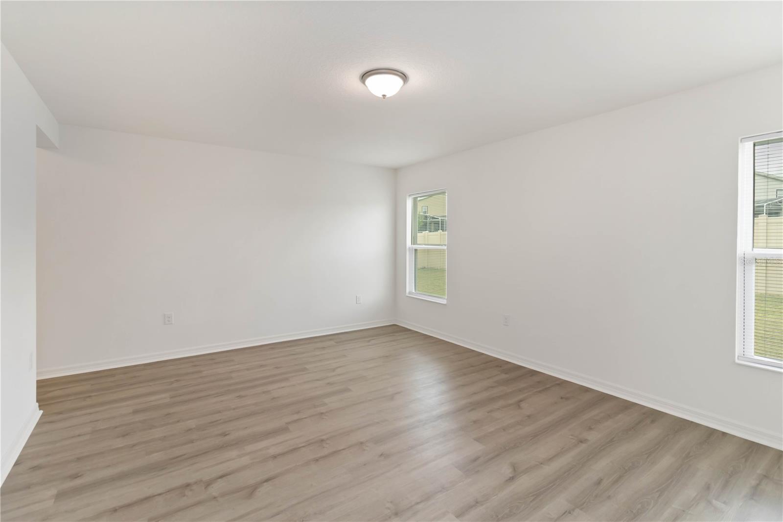 Image 11 of 32 For 9160 Westside Hills Drive