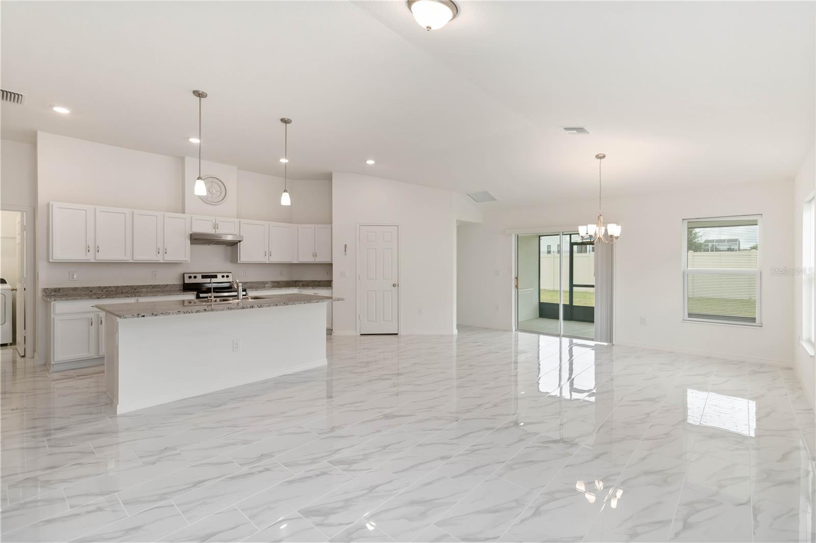 Image 4 of 32 For 9160 Westside Hills Drive