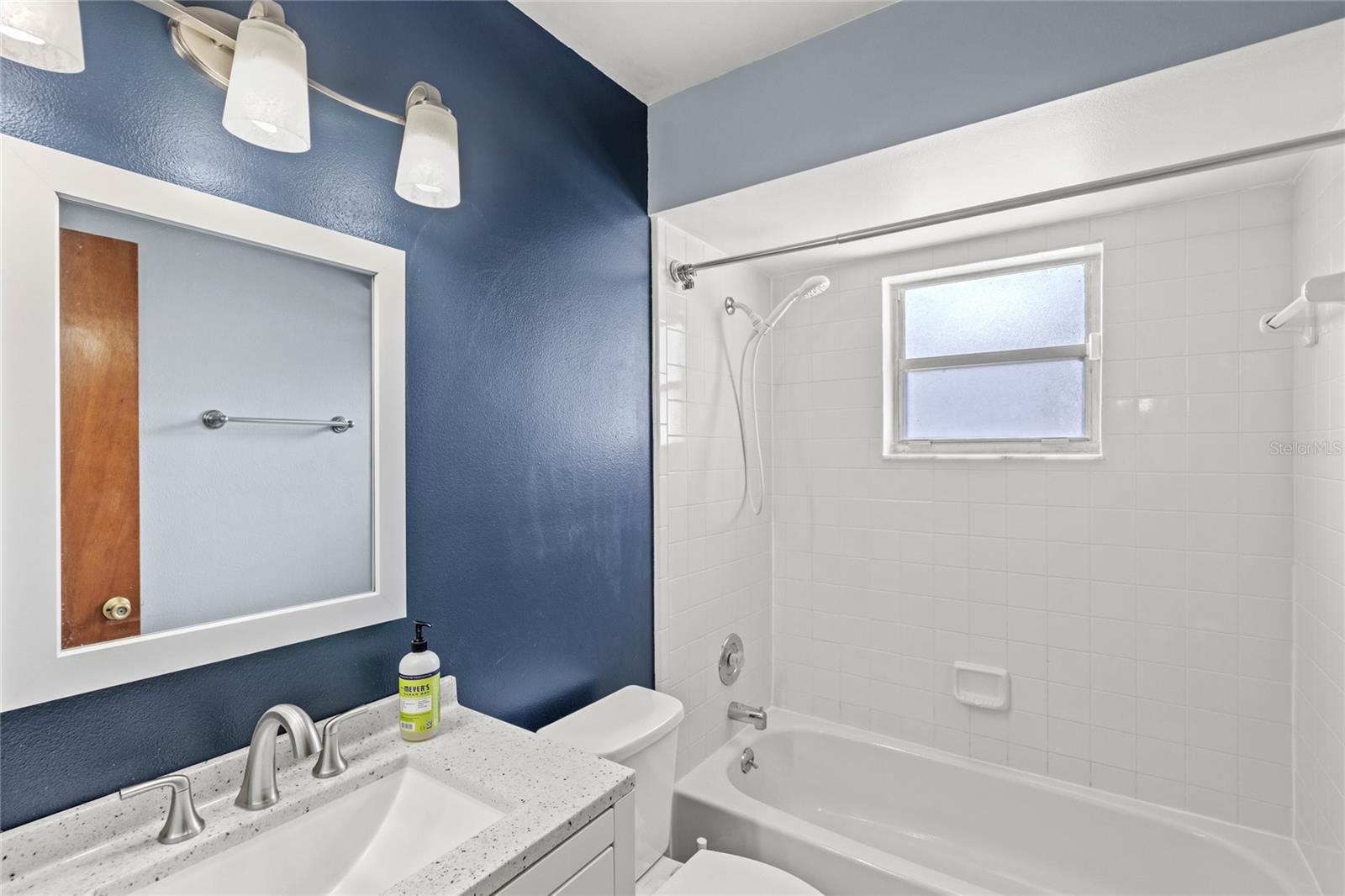 Image 21 of 32 For 2117 Opilana Street