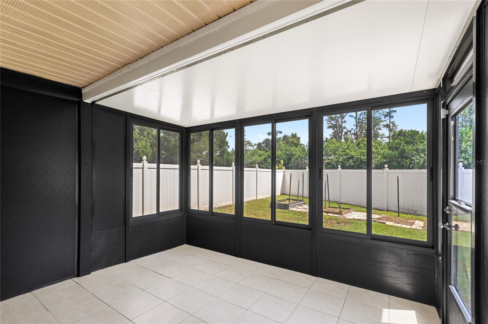 Image 22 of 32 For 2117 Opilana Street