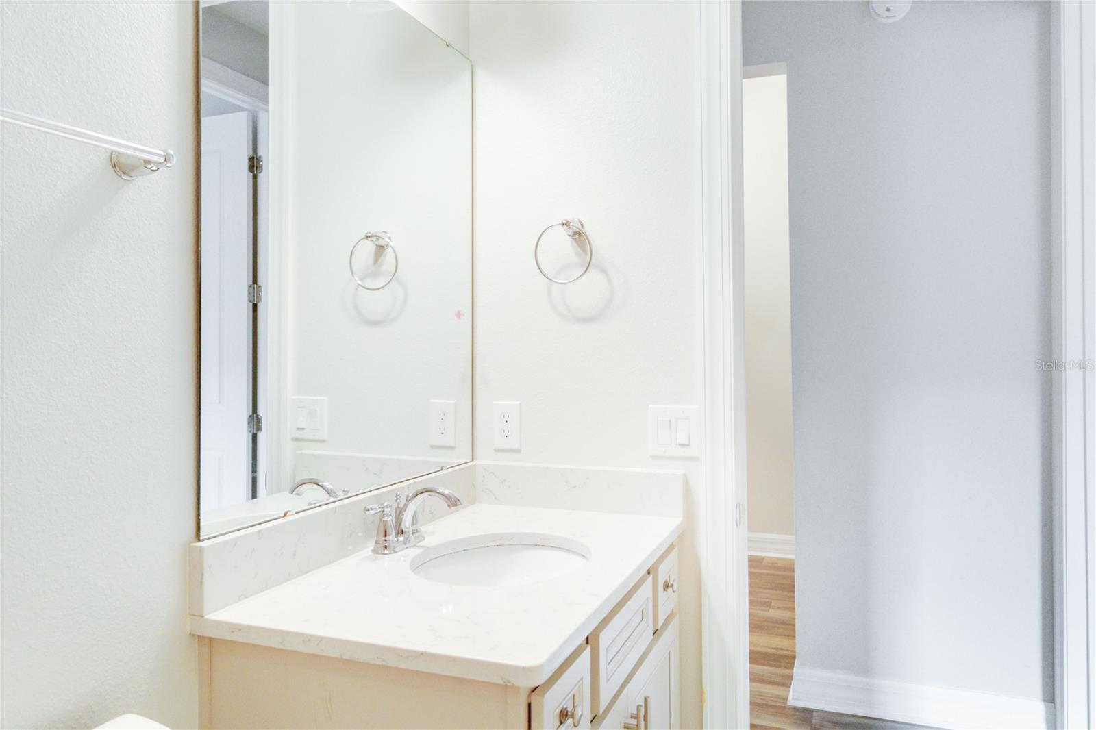 Image 13 of 28 For 11637 Meadow Grove Circle