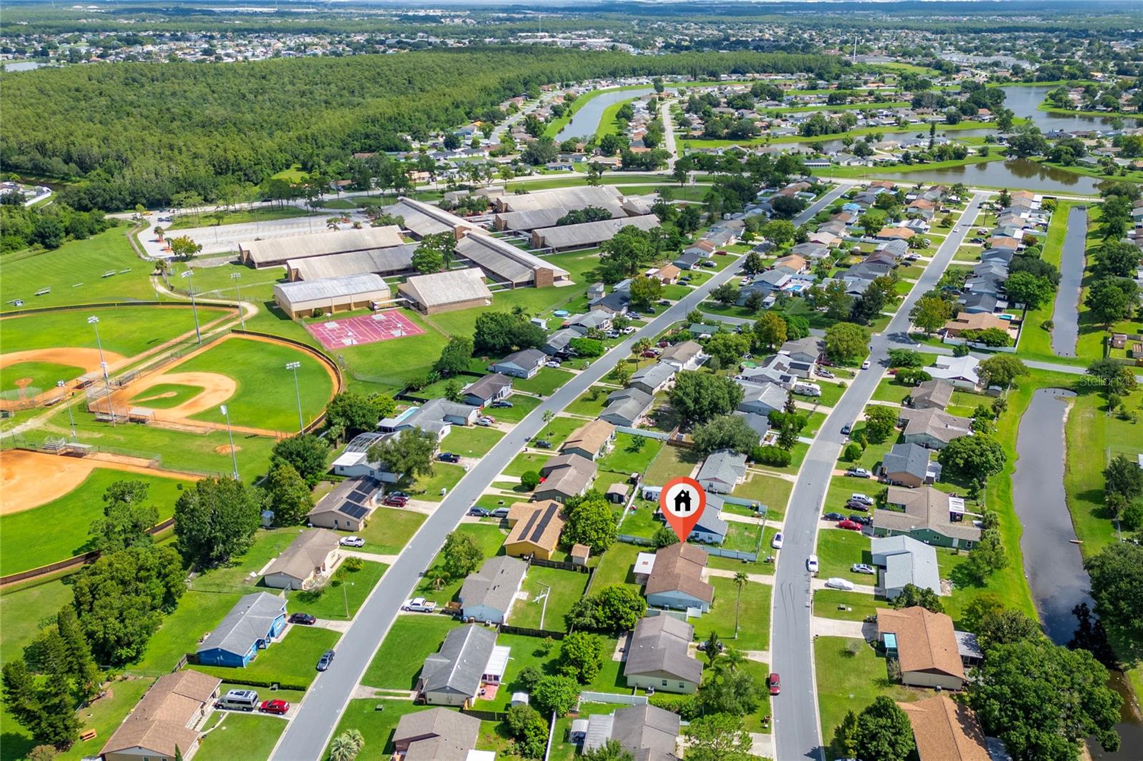 Image 5 of 27 For 126 Alderwood Drive