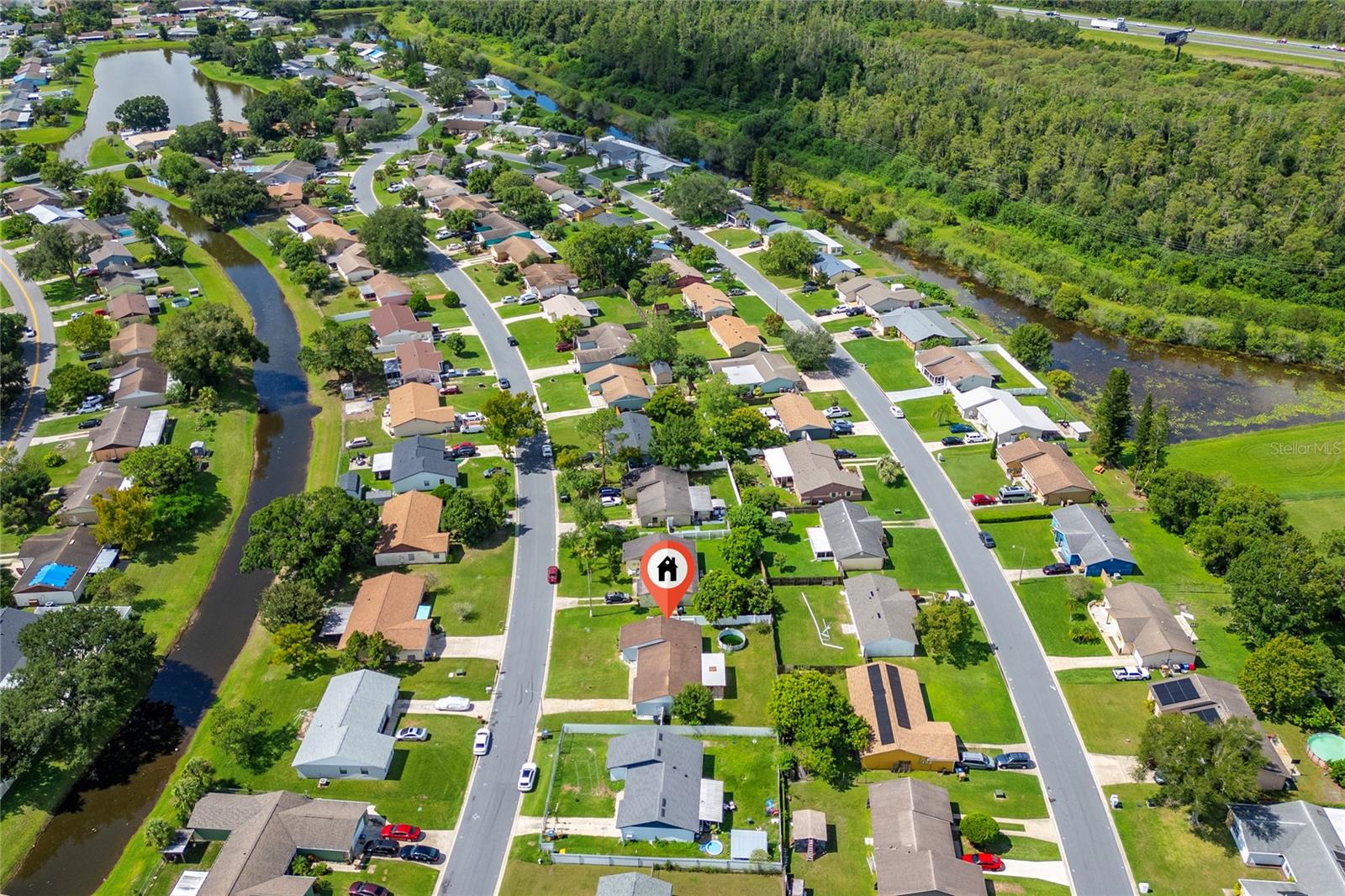 Image 7 of 27 For 126 Alderwood Drive