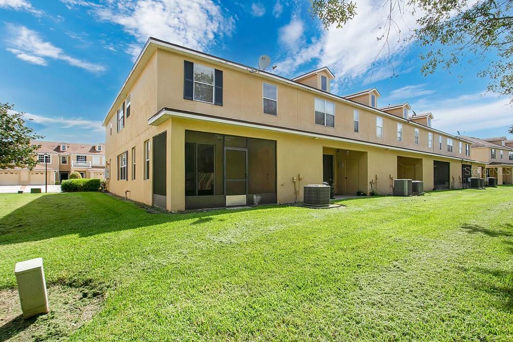 Image 26 of 39 For 3038 Ashland Lane S