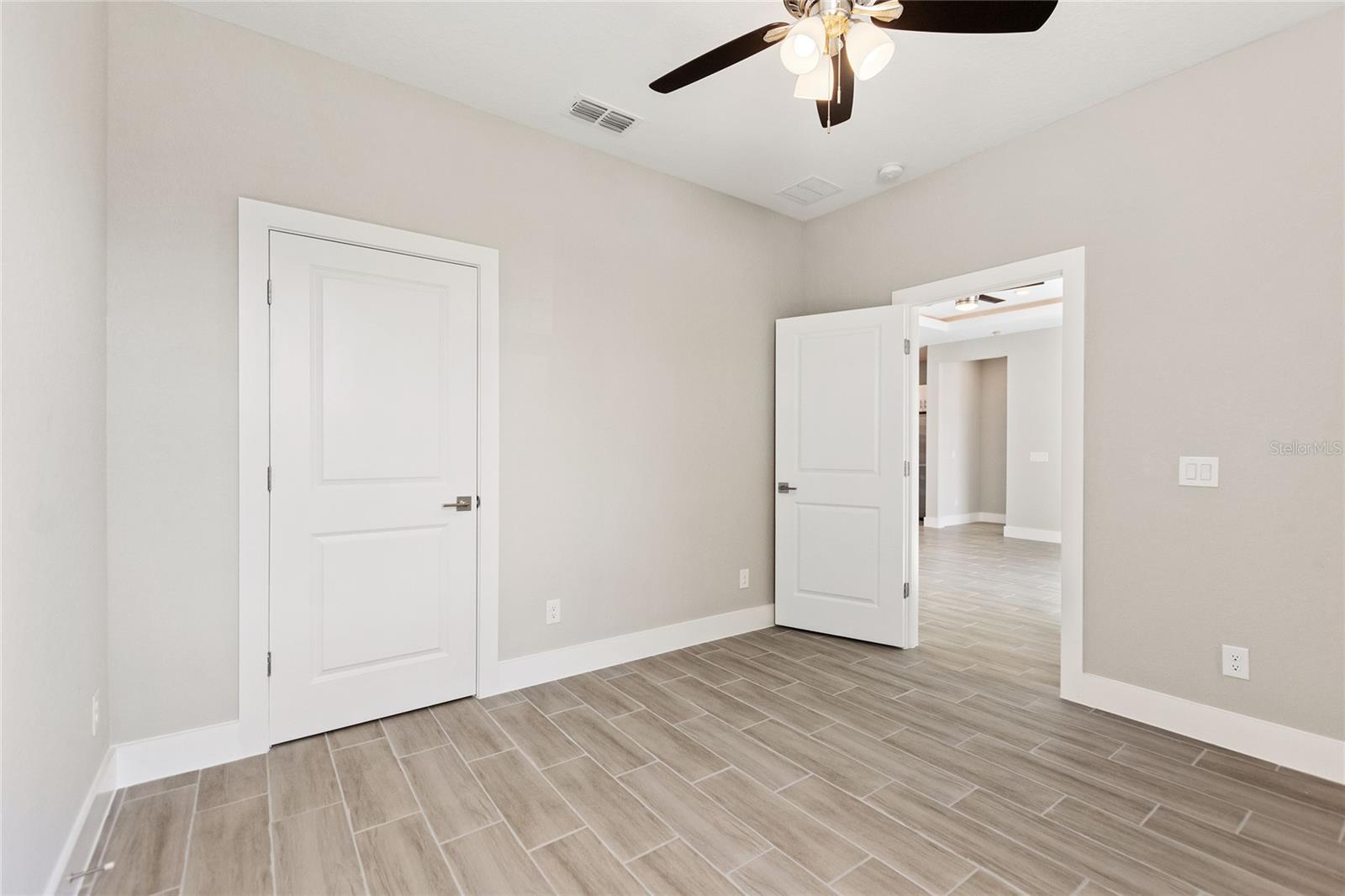 Image 22 of 33 For 1877 Snapper Drive