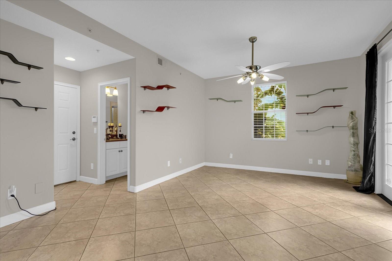 Image 4 of 33 For 1360 Cody Chase Way