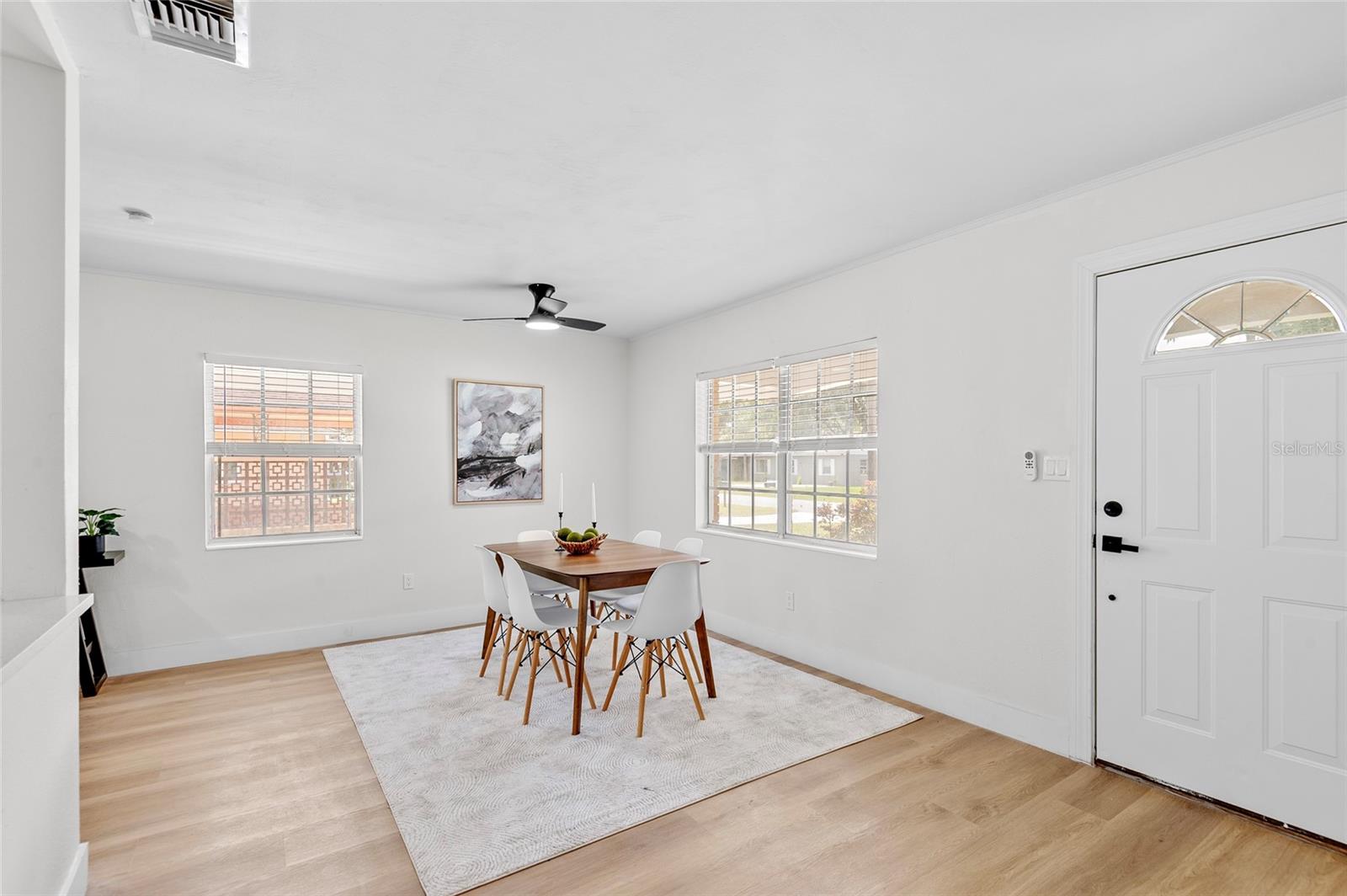 Image 3 of 23 For 1108 Oak Drive