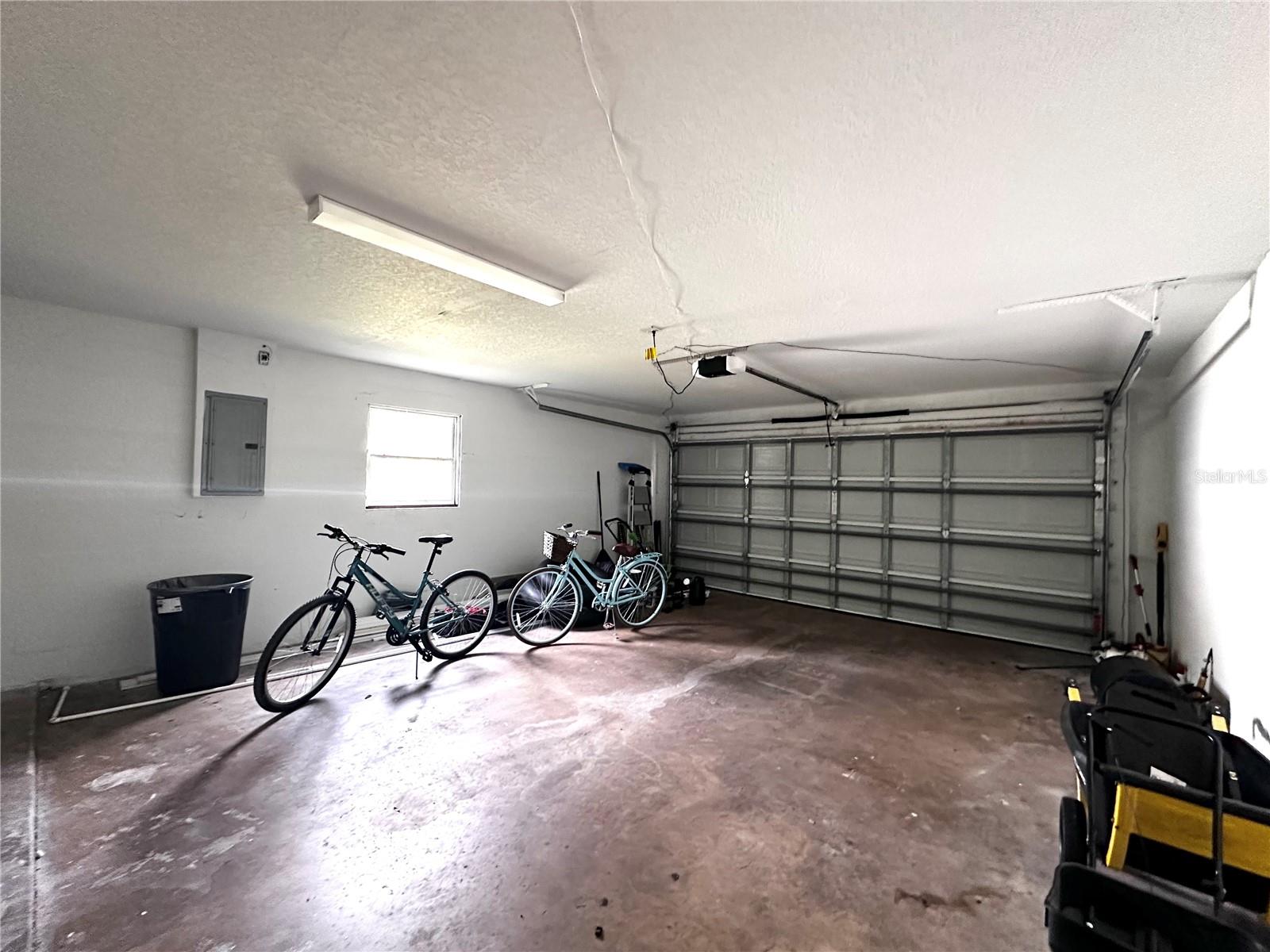 Image 20 of 24 For 701 Grant Avenue