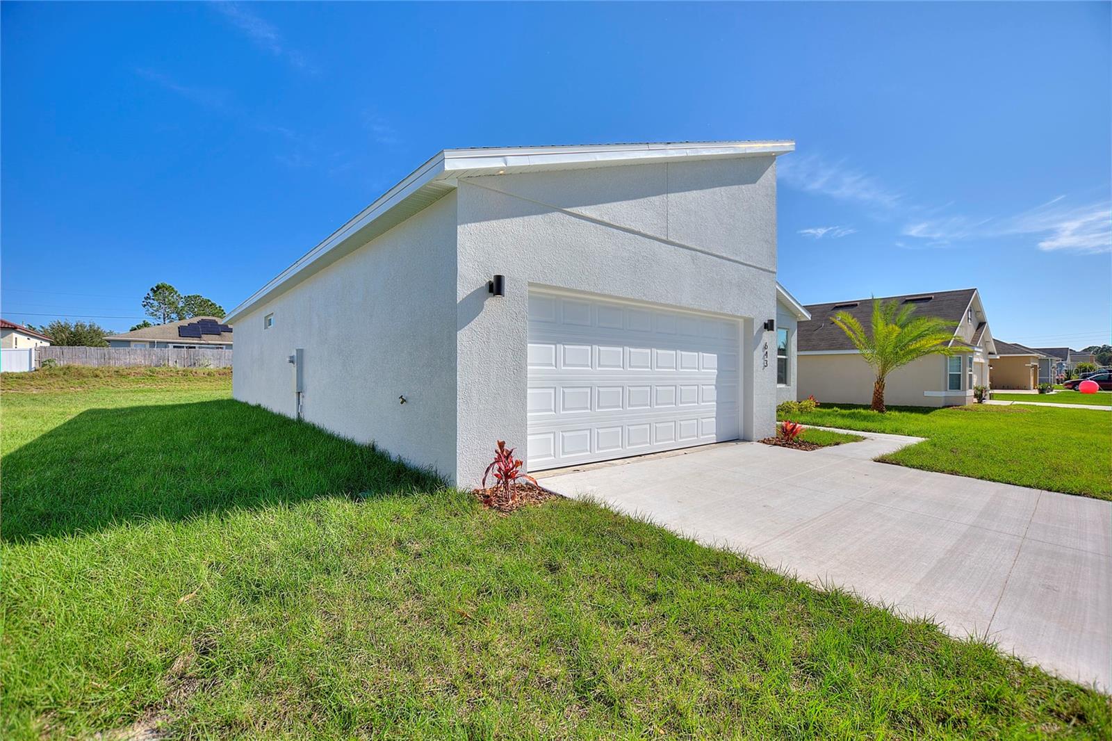 Image 5 of 33 For 643 James Court