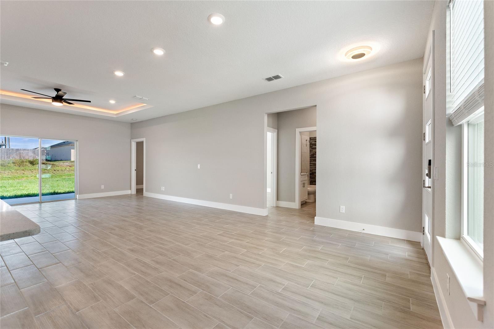 Image 9 of 33 For 643 James Court