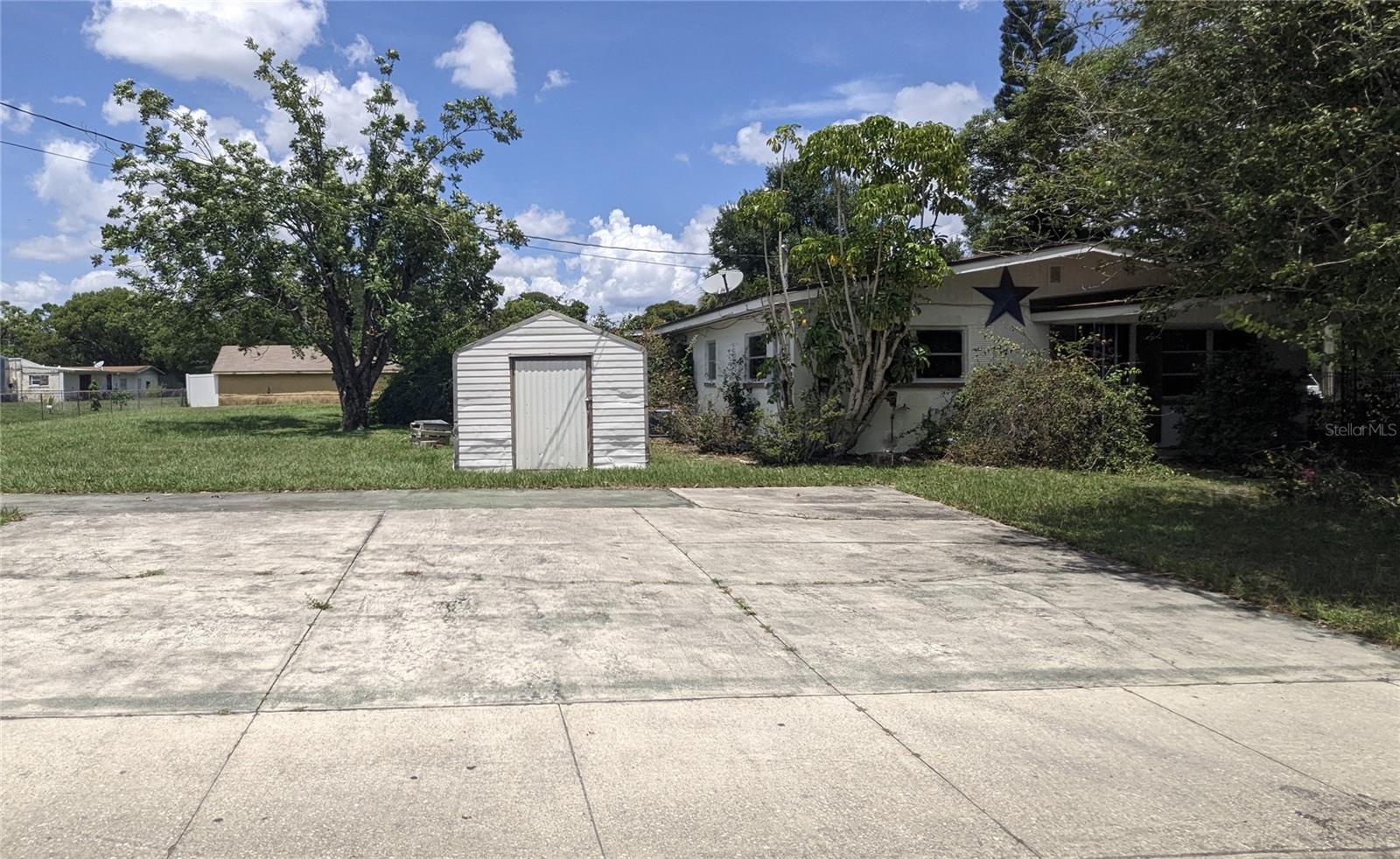 Image 5 of 5 For 6513 Oleander Drive
