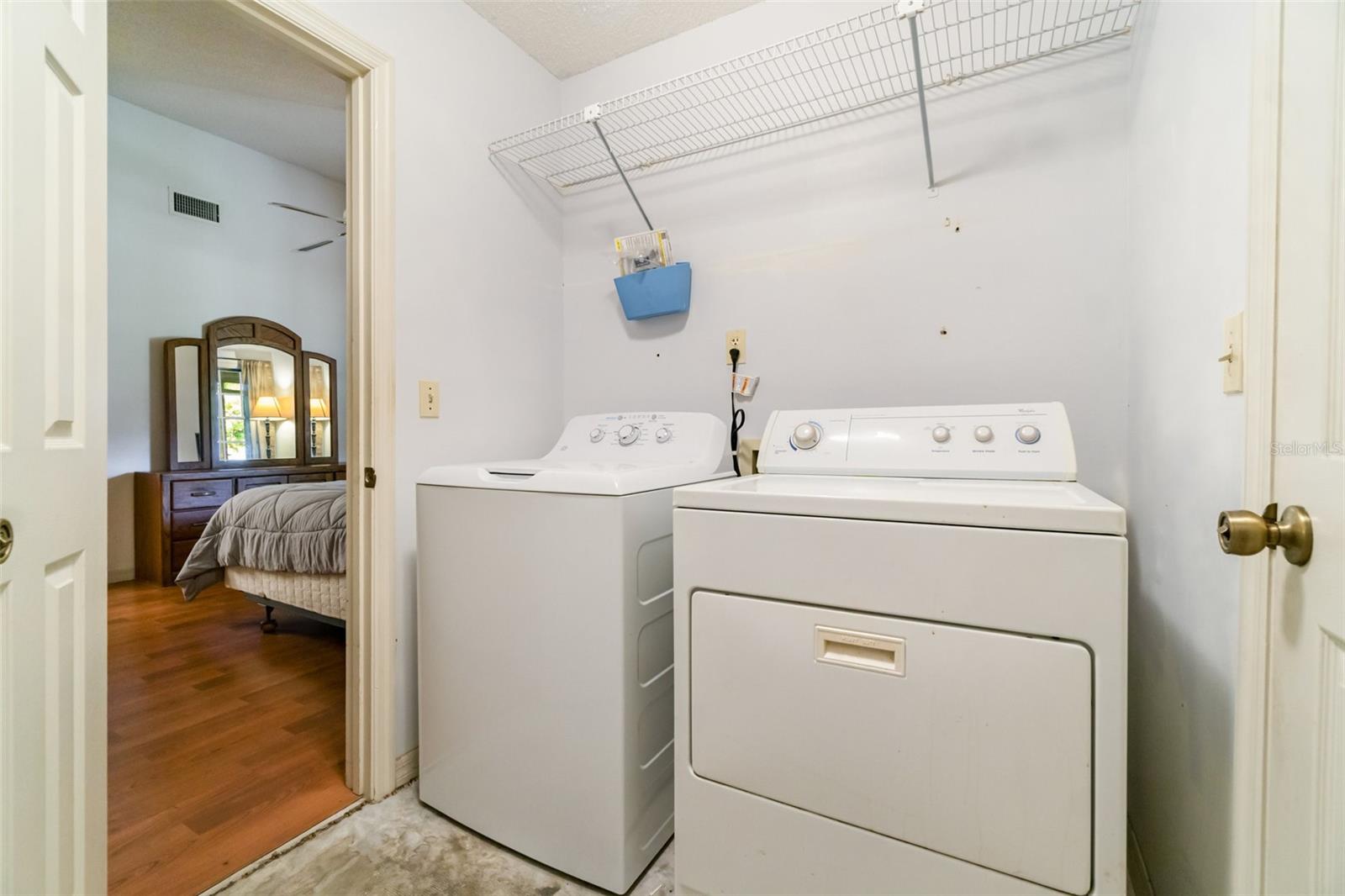 Image 24 of 29 For 4207 Hamilton Court