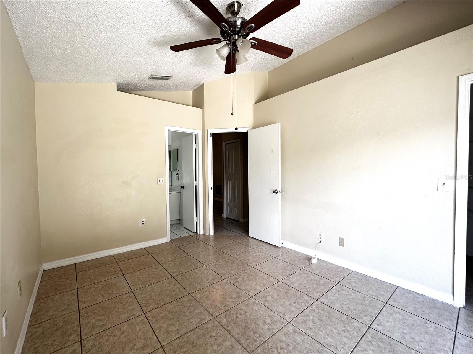 Image 14 of 27 For 9606 Chandon Drive
