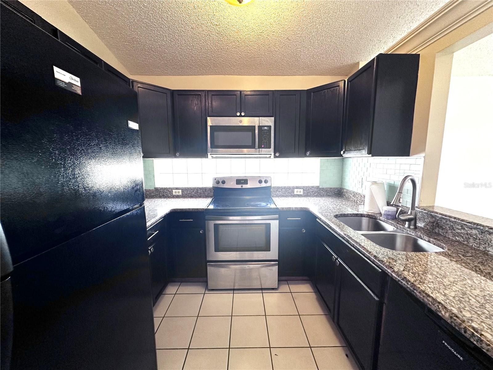 Image 7 of 27 For 9606 Chandon Drive
