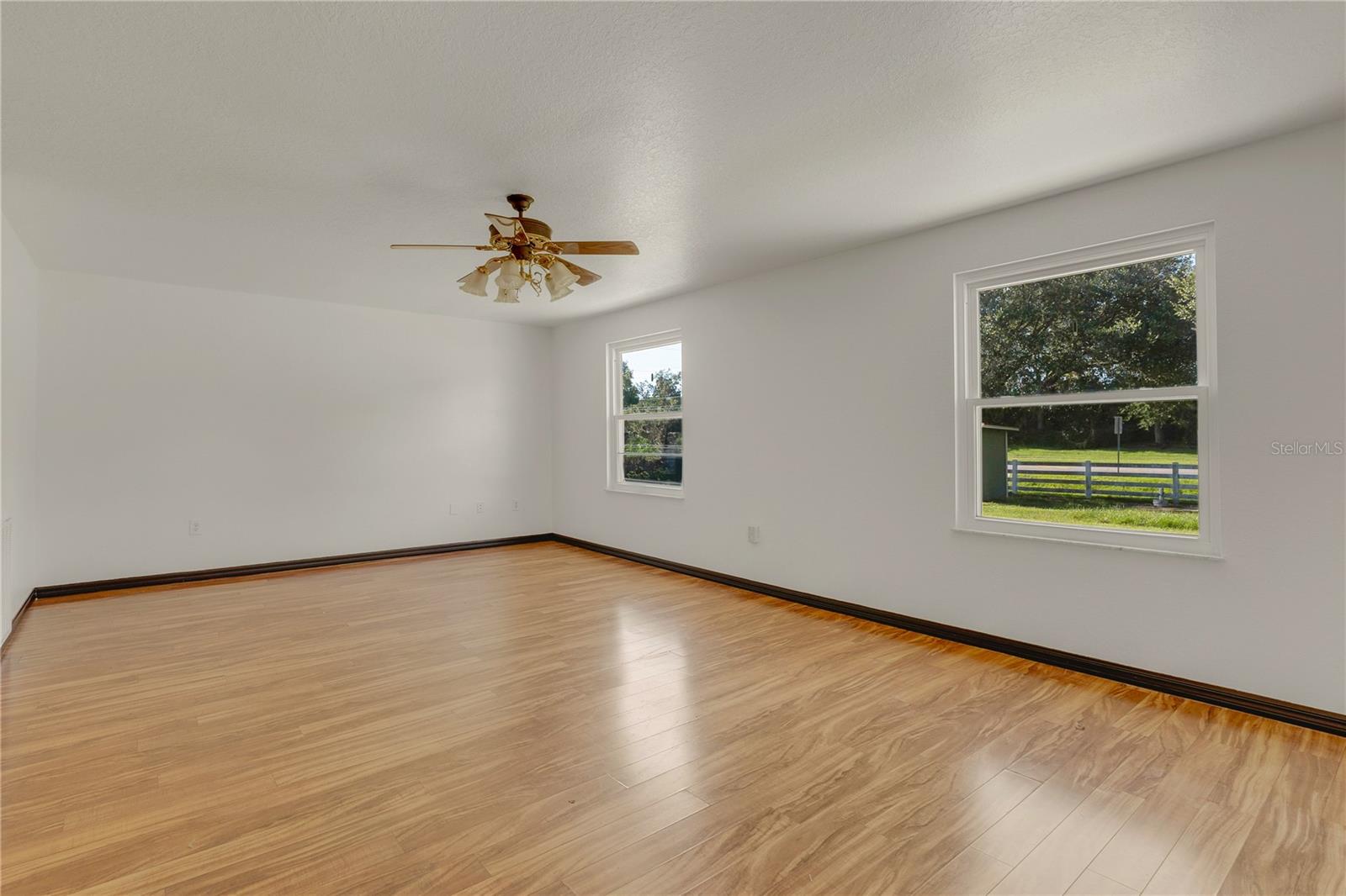 Image 16 of 37 For 4831 Rummell Road
