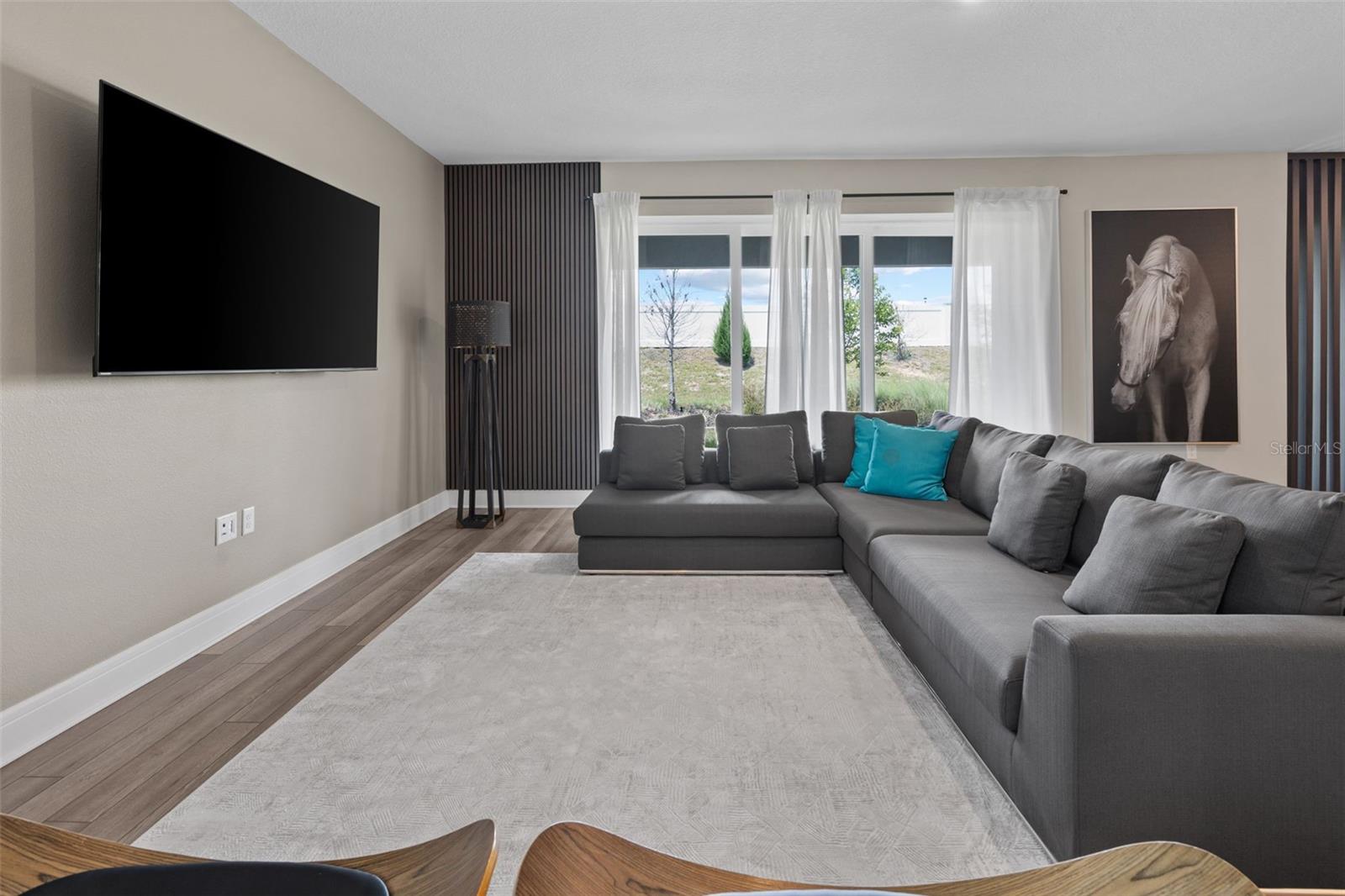 Image 13 of 51 For 15203 Willow Ridge Drive