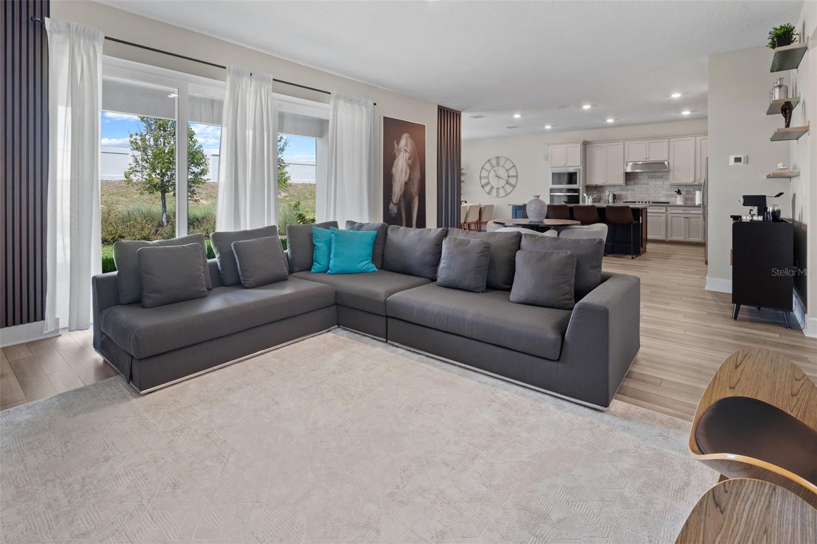 Image 17 of 51 For 15203 Willow Ridge Drive