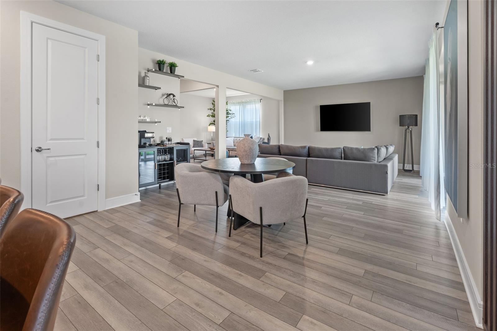 Image 28 of 51 For 15203 Willow Ridge Drive