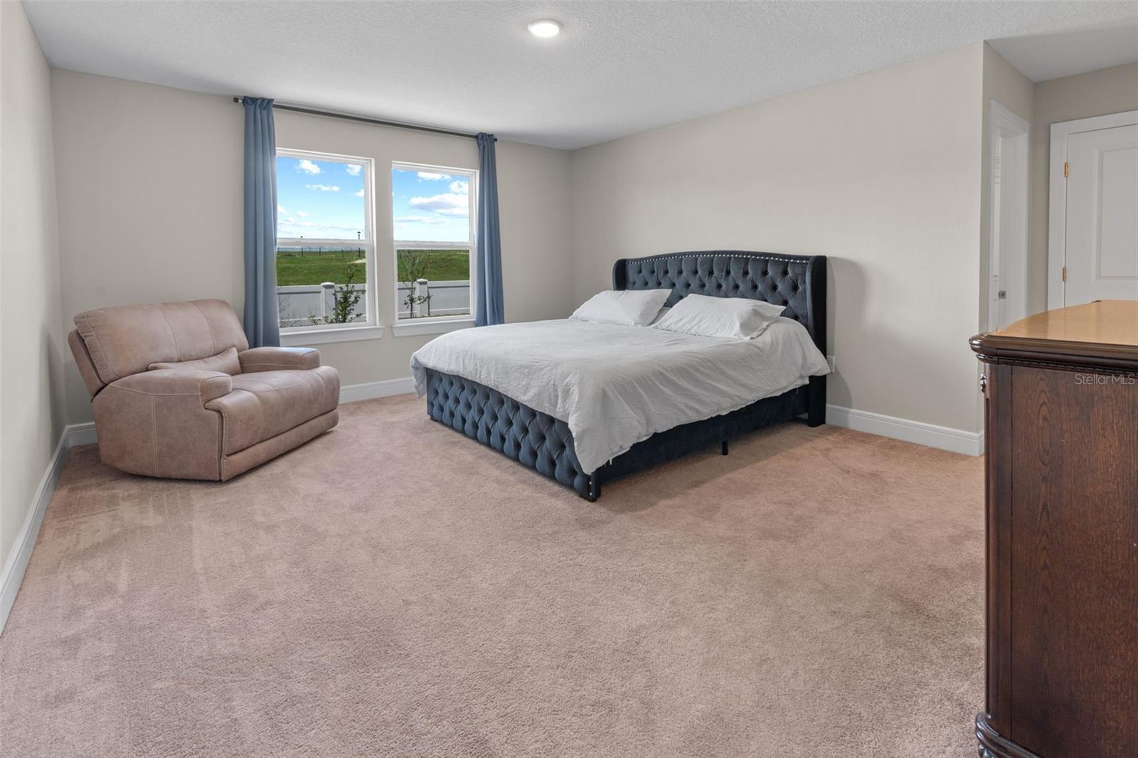 Image 42 of 51 For 15203 Willow Ridge Drive