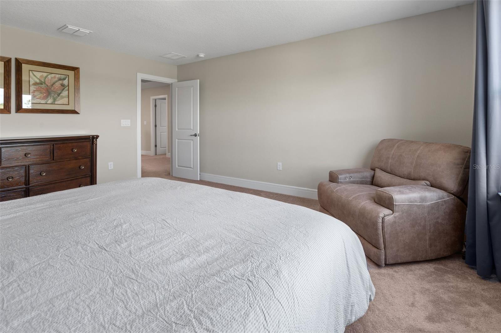 Image 43 of 51 For 15203 Willow Ridge Drive