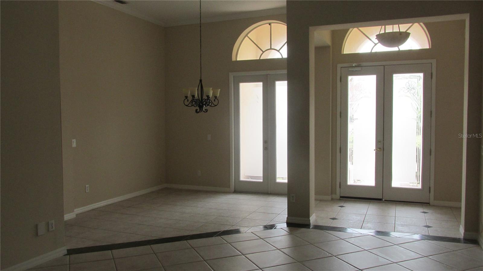 Image 4 of 20 For 8807 Oak Landings Court