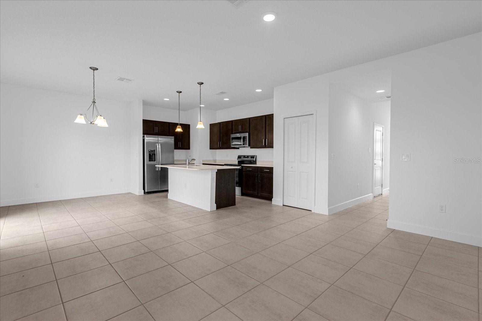 Image 5 of 23 For 1317 Captiva Cove